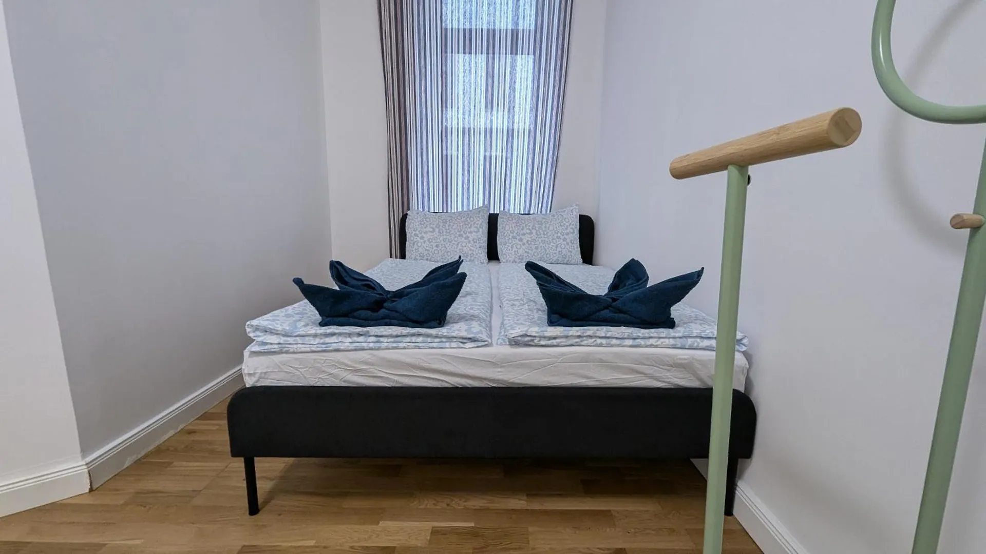 Spacious Apartment In A Lively Area Viena