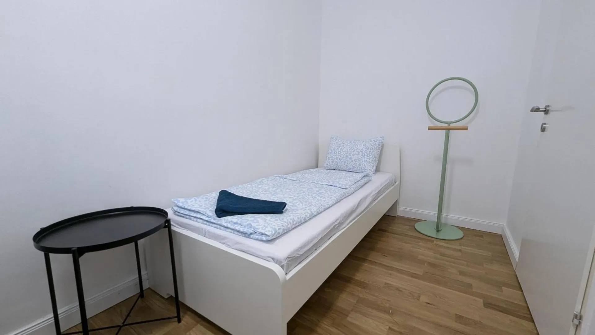Spacious Apartment In A Lively Area Viena