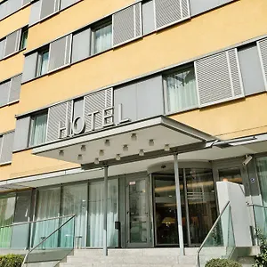 4* Hotel Courtyard By Marriott Schoenbrunn